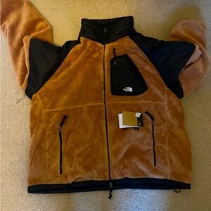 The North Face Versa Velour Jacket Almond Butter/Black